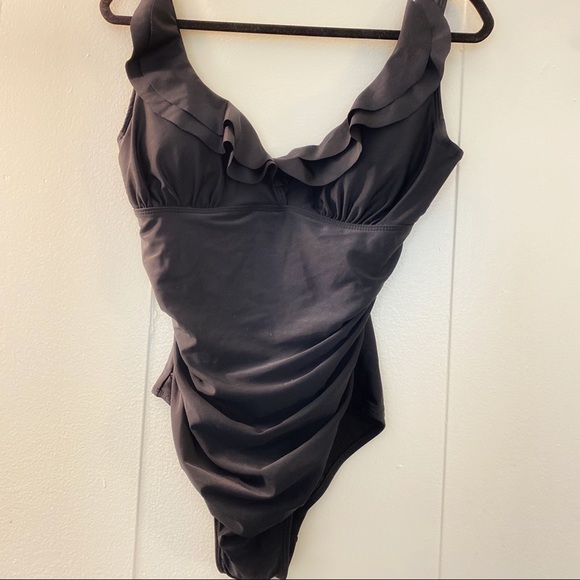 NEW!! One piece bathing suit size large - Picture 1 of 7